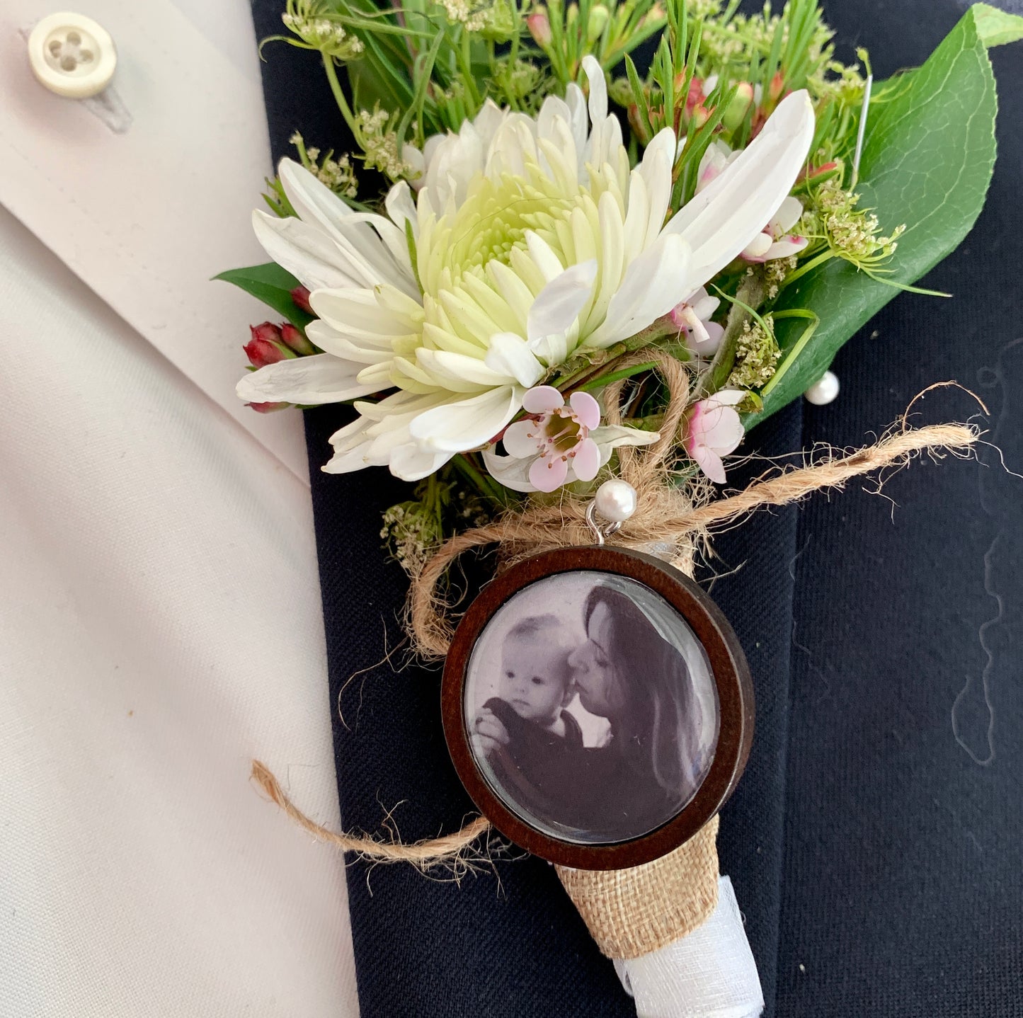 Graduation Keepsake Wood Photo Pin - Perfect Pendants Plus