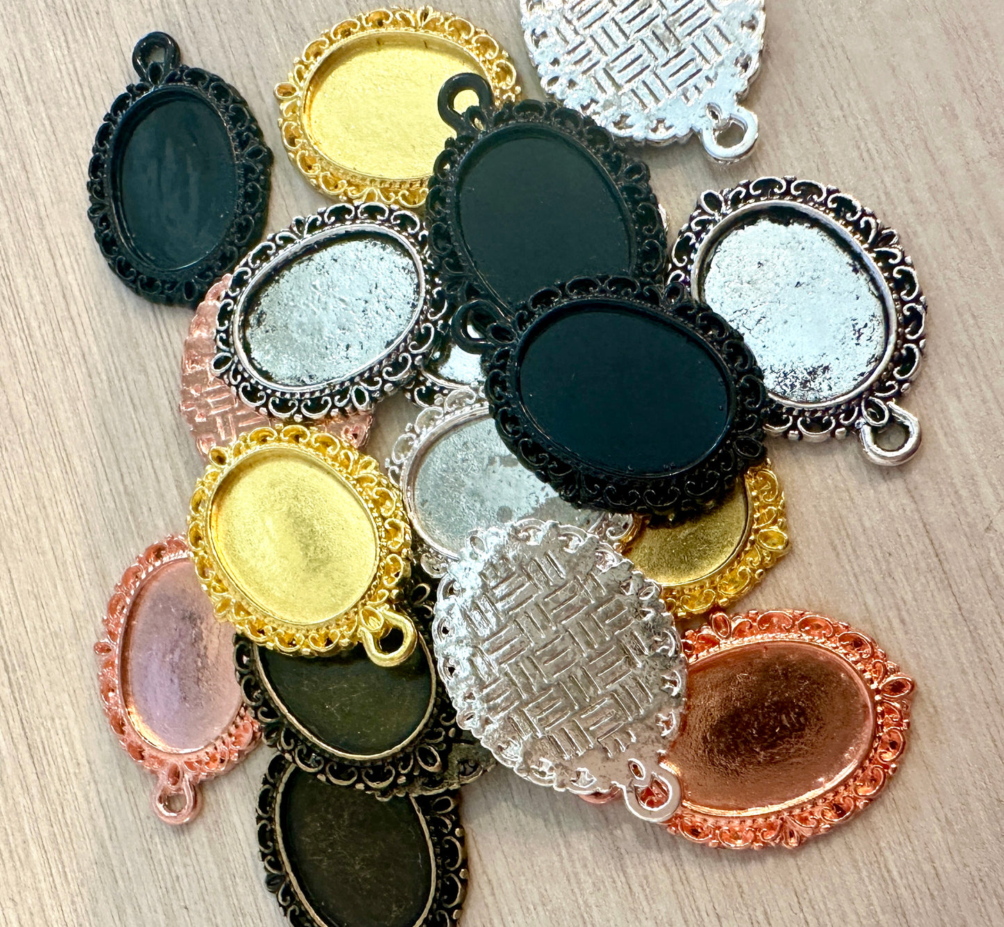 18 pendants Oval 13x18mm Pendant Setting - Perfect Pendants Plus