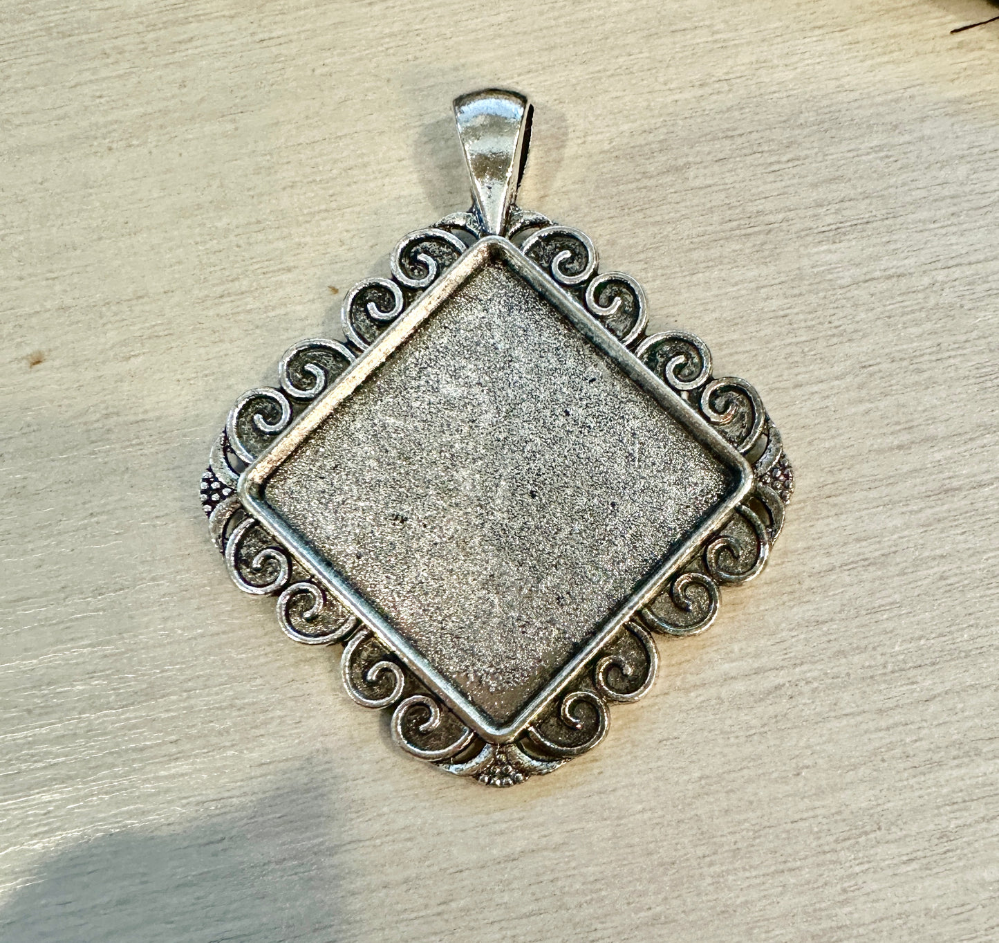 Diamond Shaped Pendant Setting Silver 25mm