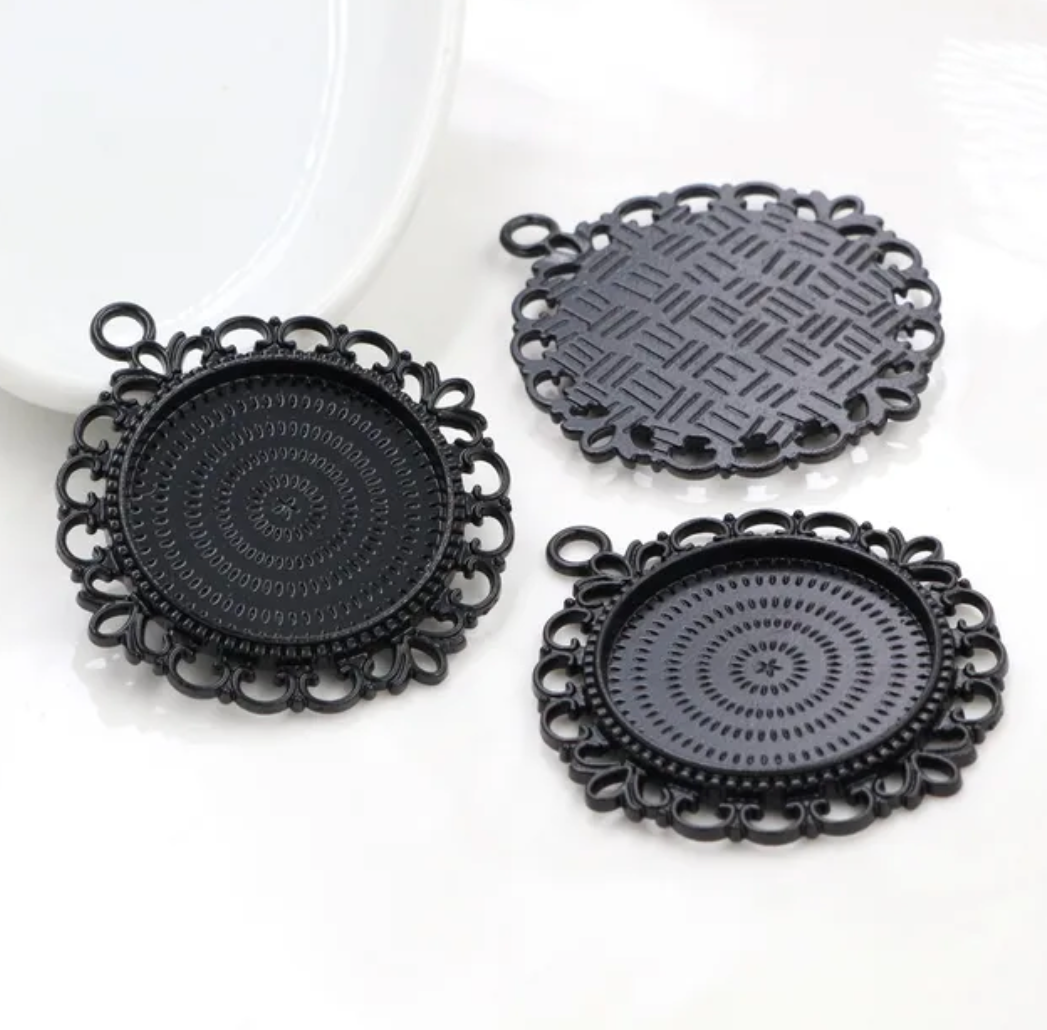 25mm Round Lace Pendant Setting Tray 1 inch