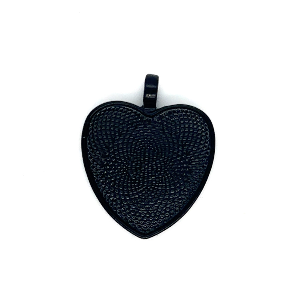 25mm Heart Shaped Pendant Charms