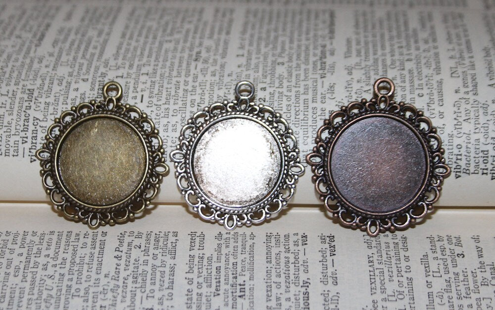 Wholesale Jewelry making Round Blank wedding photo Pendant Picture Frame Charms Antique (inside 20mm) Lead - Nickel Free