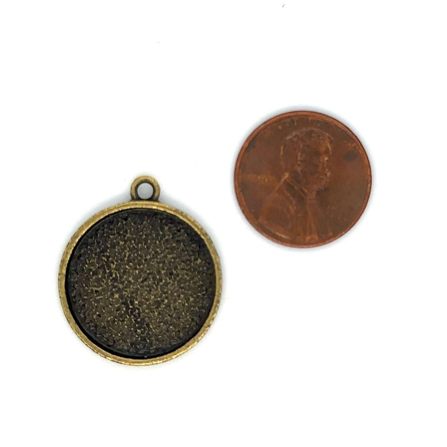 20mm Round Bezel Jewelry Blanks - Perfect Pendants Plus