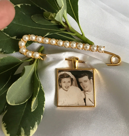 Remembrance charms Pendant and Pearl Pin Set - Walk me down the Aisle collection - Wedding Picture Jewelry