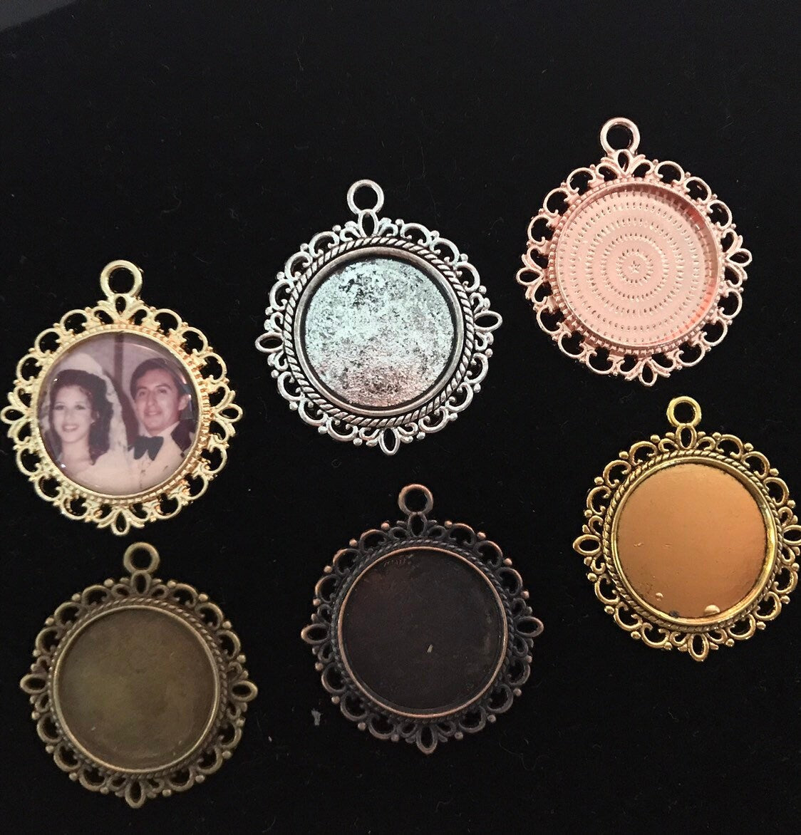 Wholesale Jewelry making Round Blank wedding photo Pendant Picture Frame Charms Antique (inside 20mm) Lead - Nickel Free