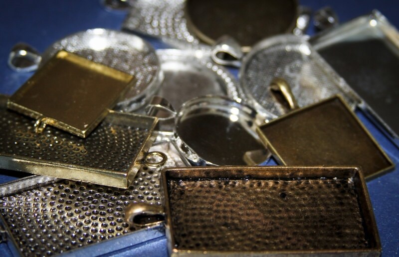 12 DIY Pendant necklace making sampler set of 12 blank pendants - Cabochon, Necklace bezel settings (photo charms ) - Perfect Pendants Plus