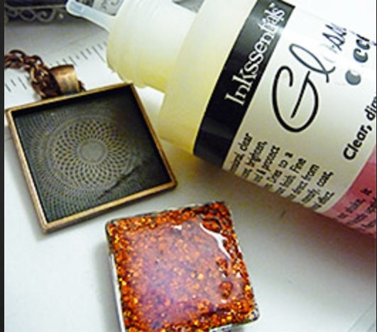 Glossy Accents Hewelry Liquid Glue 2oz (For Jewelry Making) and Altered Art - Perfect Pendants Plus