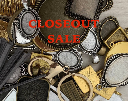 75% off Sale 25 piece mix of Pendant trays and charms WHOLESALE CLOSEOUT