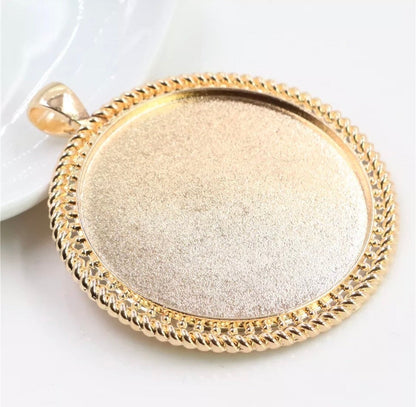 6 Necklace Making Kits 40mm Pendant, Necklace and Glass - Perfect Pendants Plus