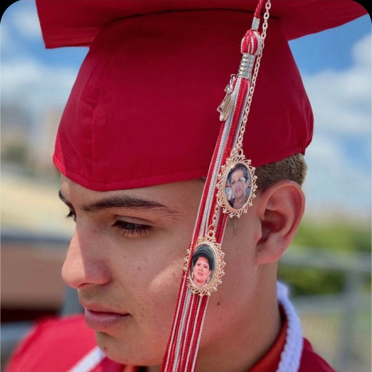 Personalized Graduation Tassel with Memorial Photo Charm - Perfect Pendants Plus