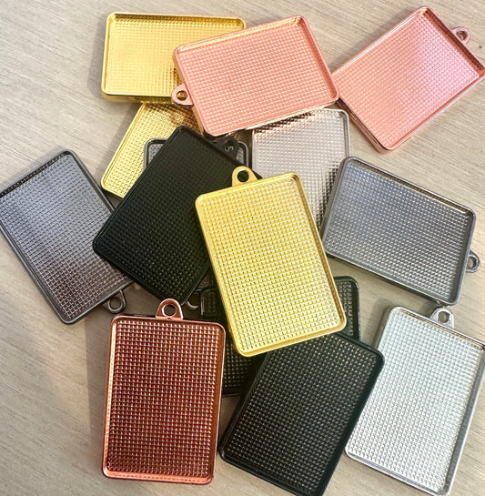 15 - Double sided Rectangle Setting - Perfect Pendants Plus