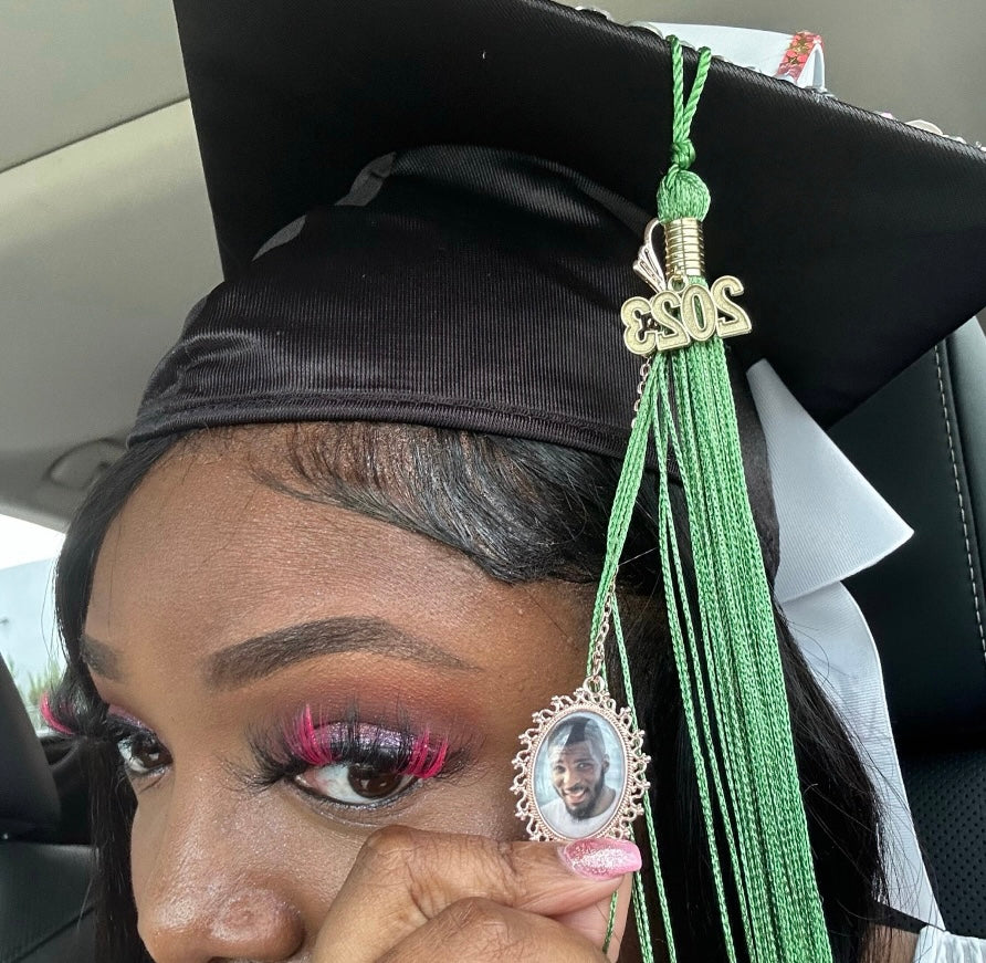 Personalized Graduation Tassel with Memorial Photo Charm