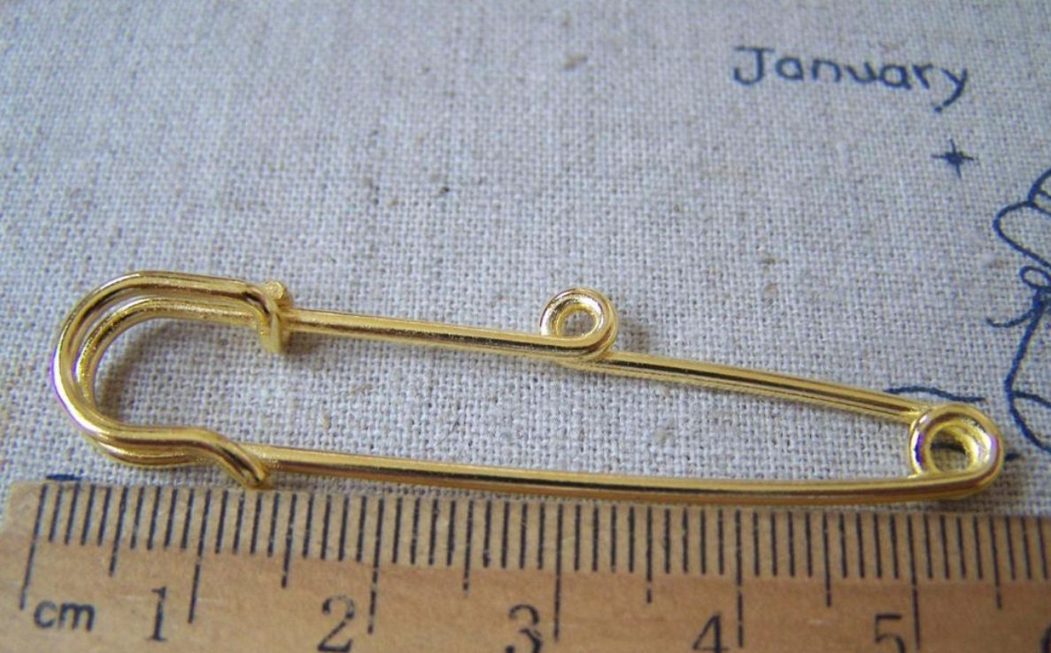 Safety Pin with loop for bouquet Memorial photo attachment Approx 2 inches Lead Nickel Free DIY jewelry making