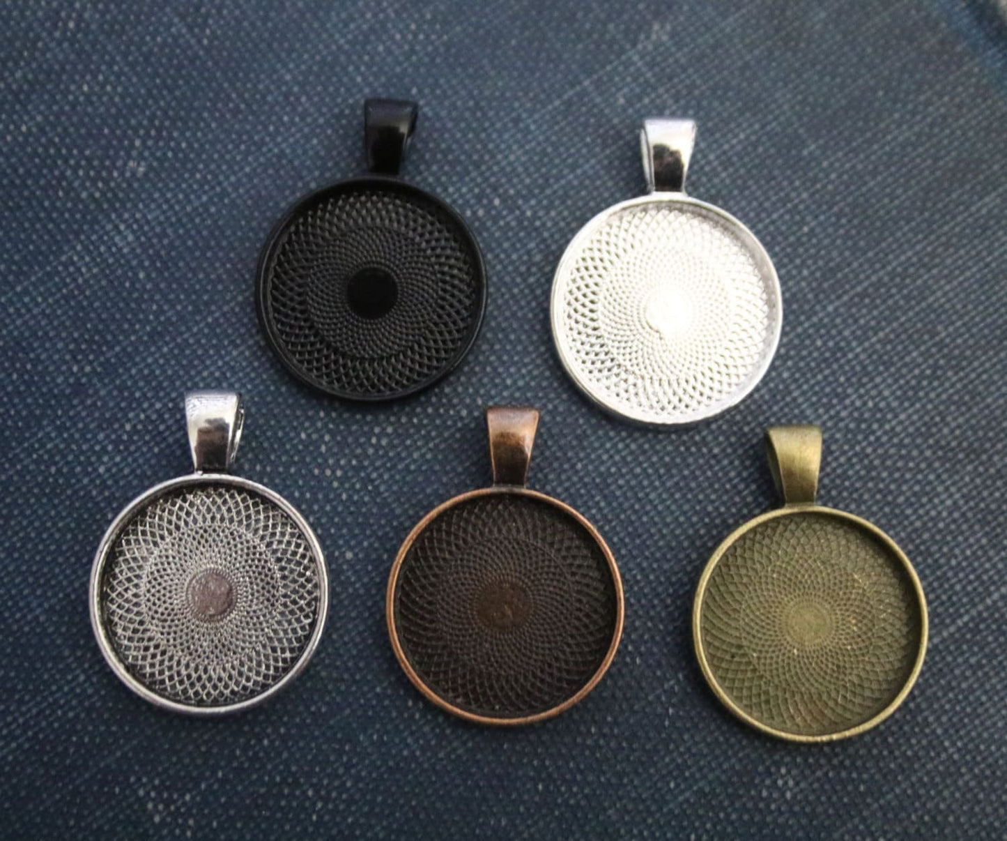 20mm Round Bezel Pendant Blanks - Perfect Pendants Plus