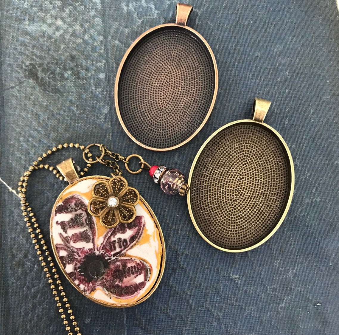 30x40mm Large Oval Blank Cameo Setting Pendant Trays - Perfect Pendants Plus